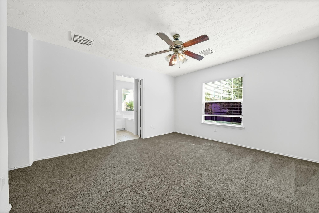307 Gateship Drive - Photo 17