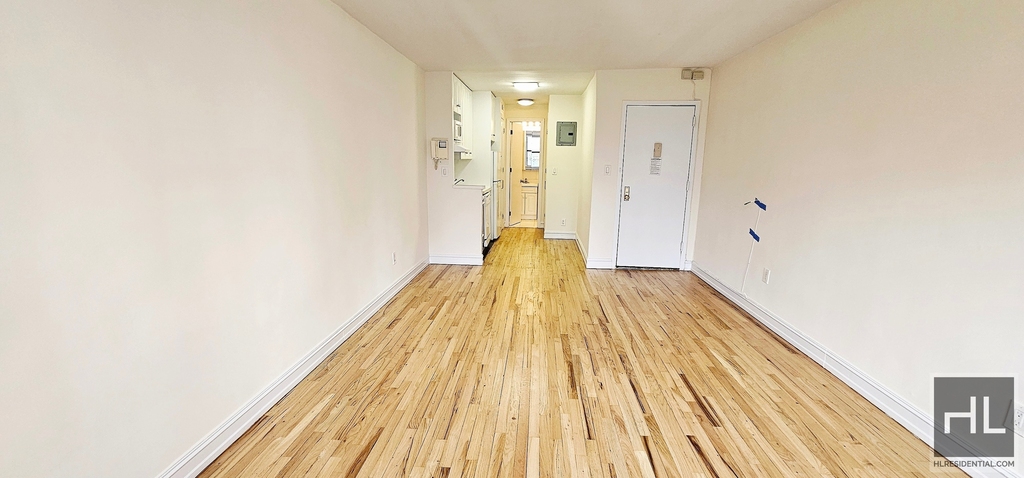East 36 Street - Photo 1