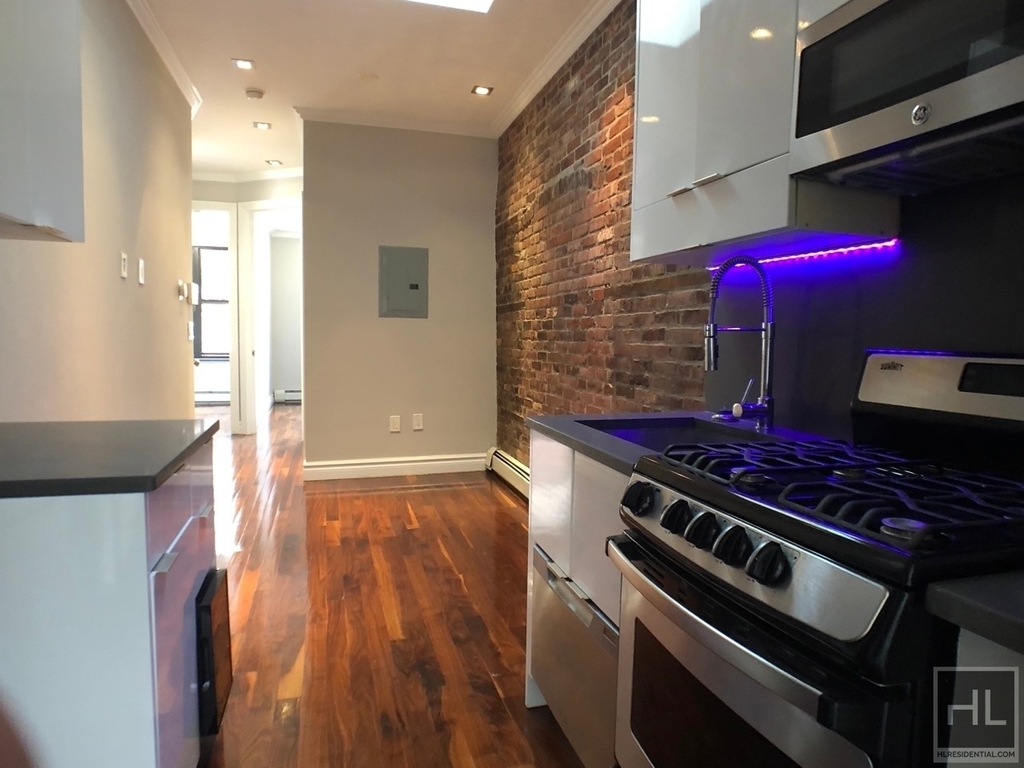 Ridge Street - Photo 1