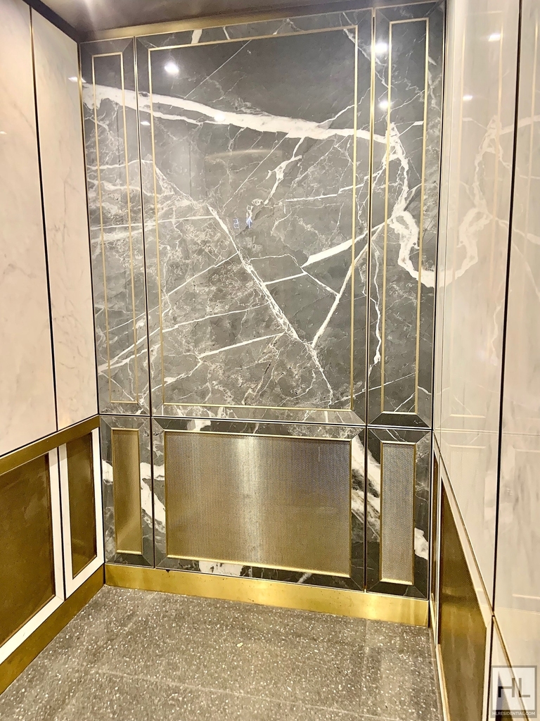 Second Avenue - Photo 12