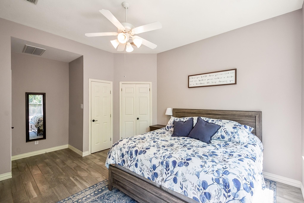 11302 N Creekwood Hills Lane - Photo 10