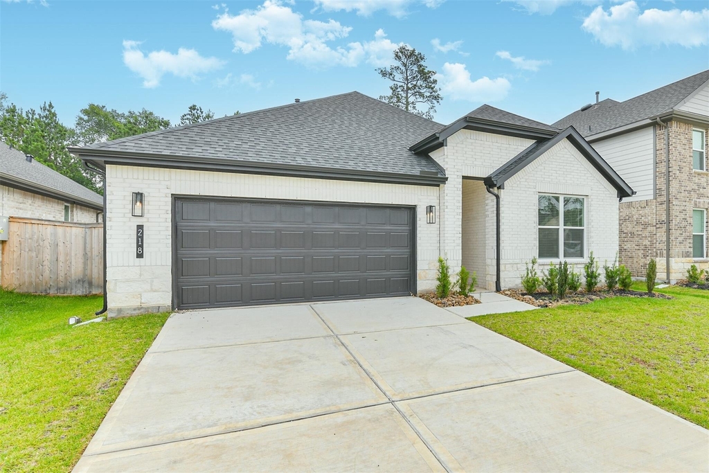 218 Springfield Terrace Court - Photo 1