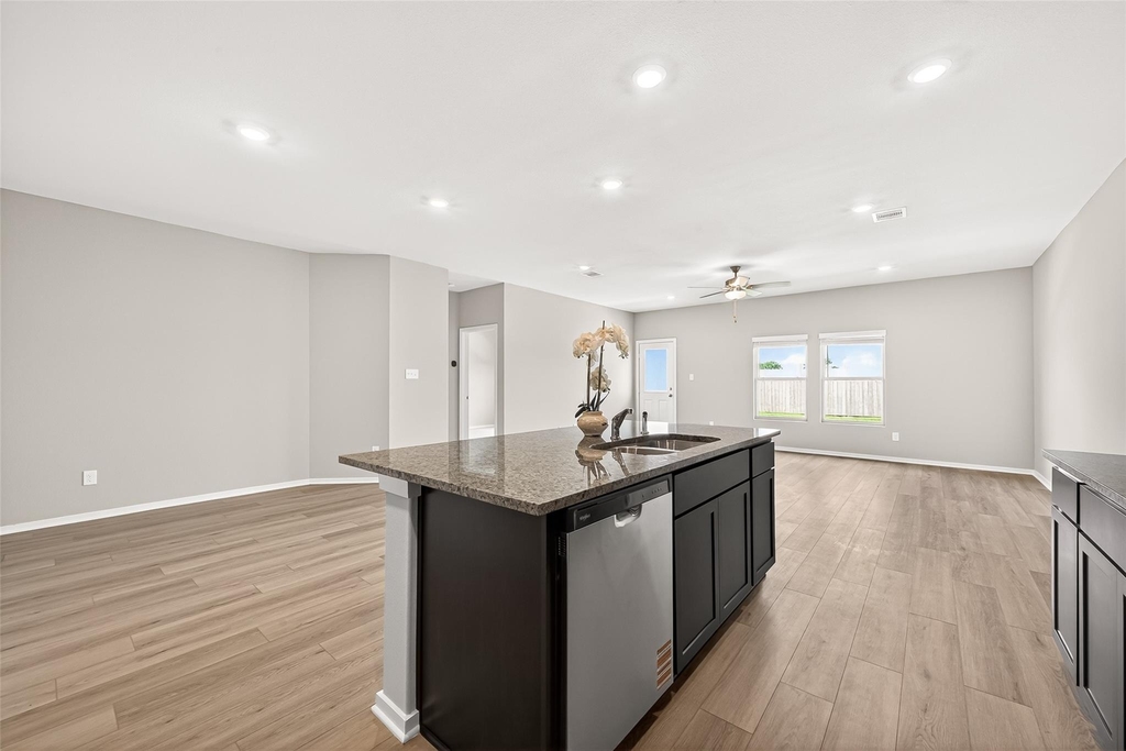 5330 Buffalo Grass Lane - Photo 15