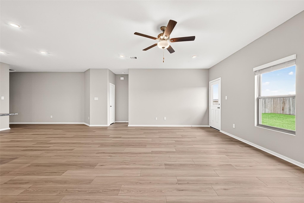 5330 Buffalo Grass Lane - Photo 9