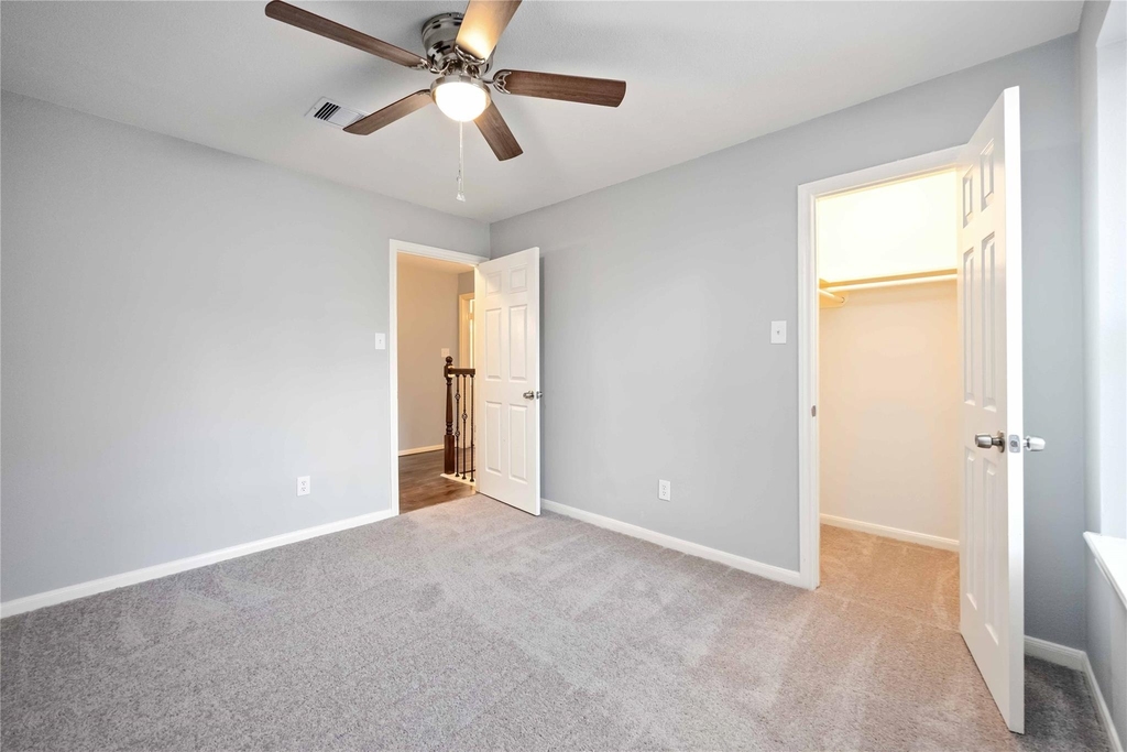 3823 Fernglade Dr - Photo 21