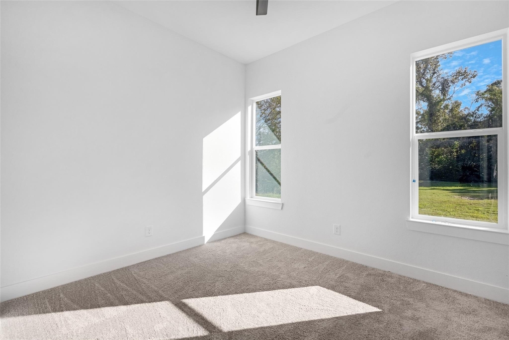 7905 Cora Street - Photo 10