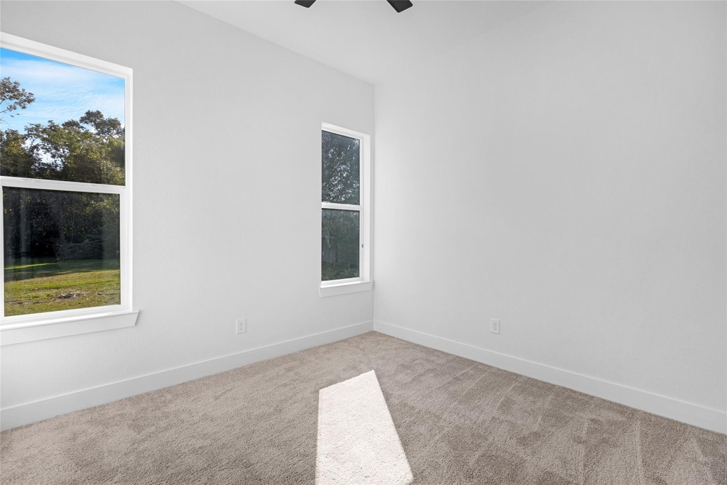 7905 Cora Street - Photo 11