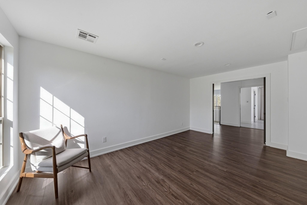 1905 Dowling Drive - Photo 30