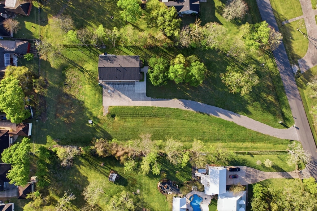 1905 Dowling Drive - Photo 43