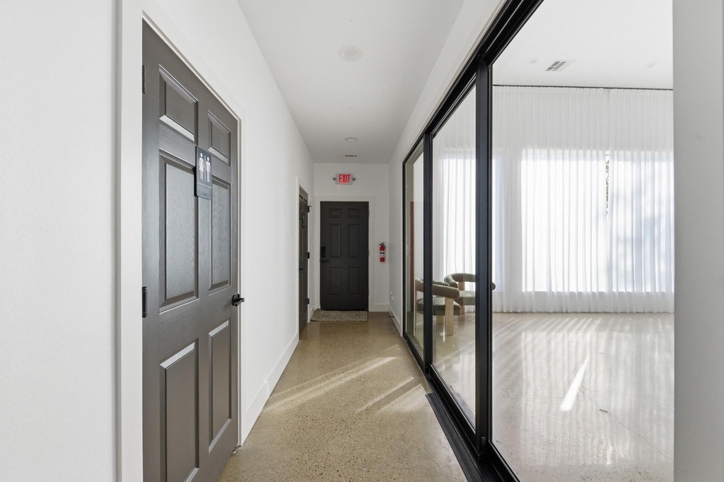1905 Dowling Drive - Photo 24