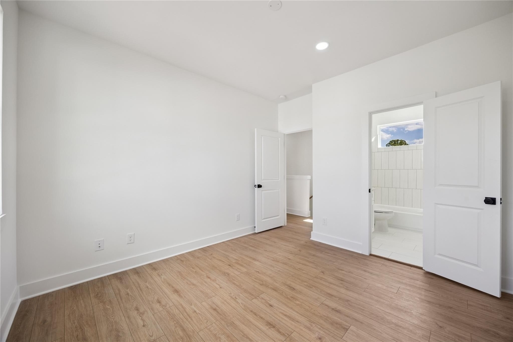 835 Rachel Street - Photo 21