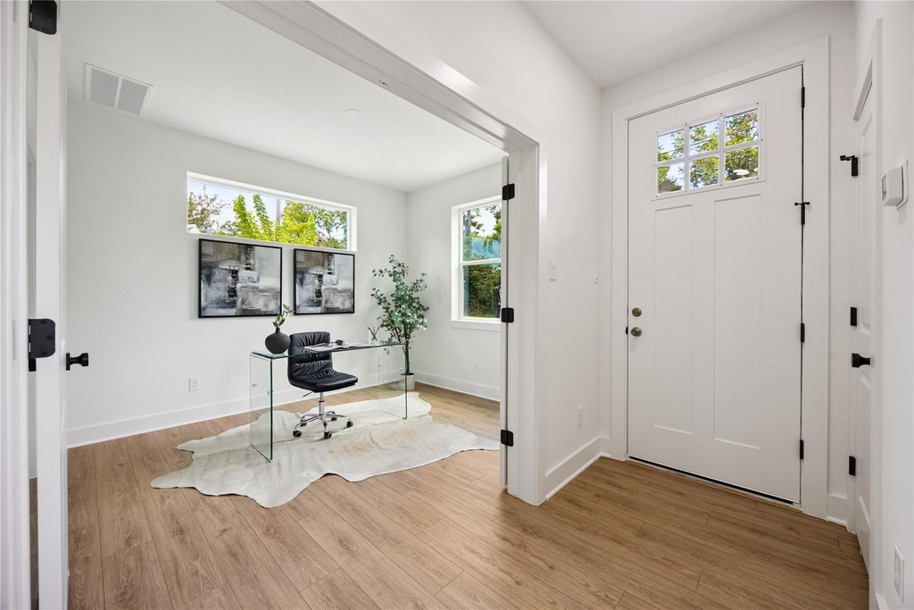 835 Rachel Street - Photo 18