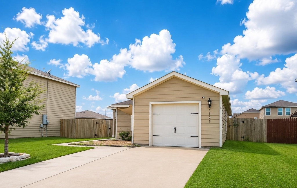 5927 Golden Cove Road - Photo 1