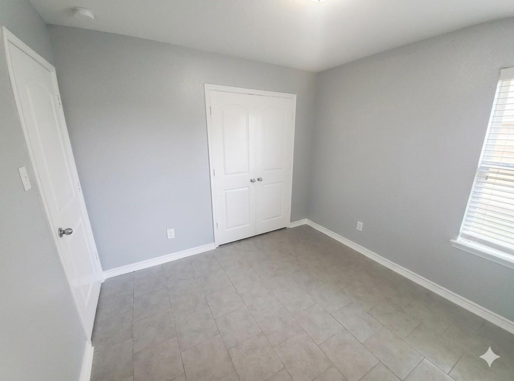 5927 Golden Cove Road - Photo 11