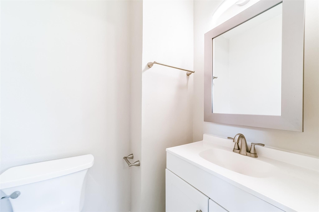 504 Avondale Lane - Photo 10