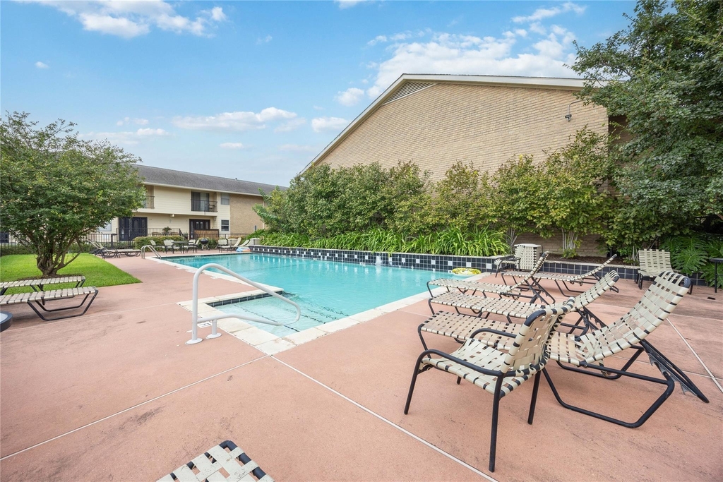 3131 Cummins Street - Photo 4