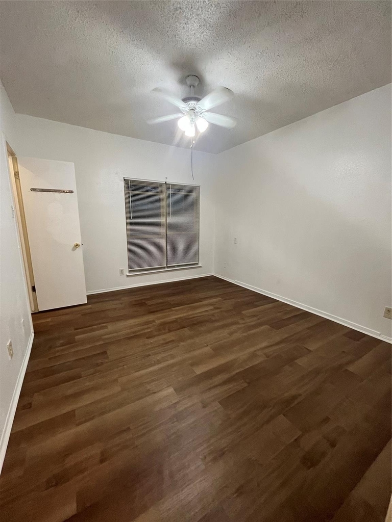 10047 Westpark Drive - Photo 7