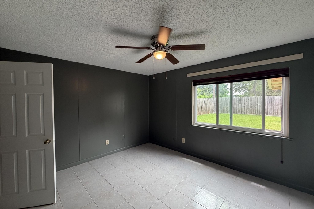 626 12th Street N - Photo 6