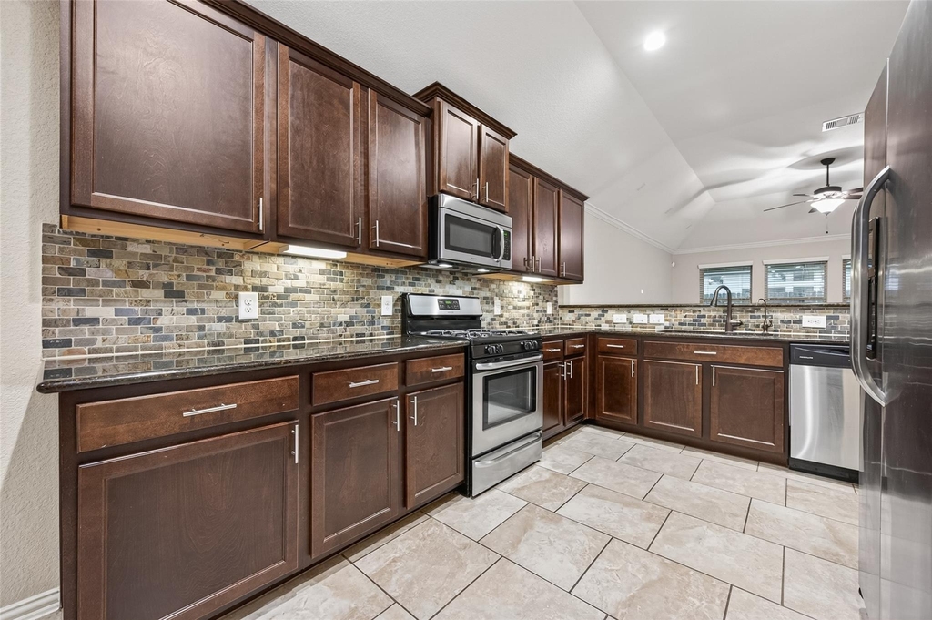 20731 Calloway Crest Court - Photo 13