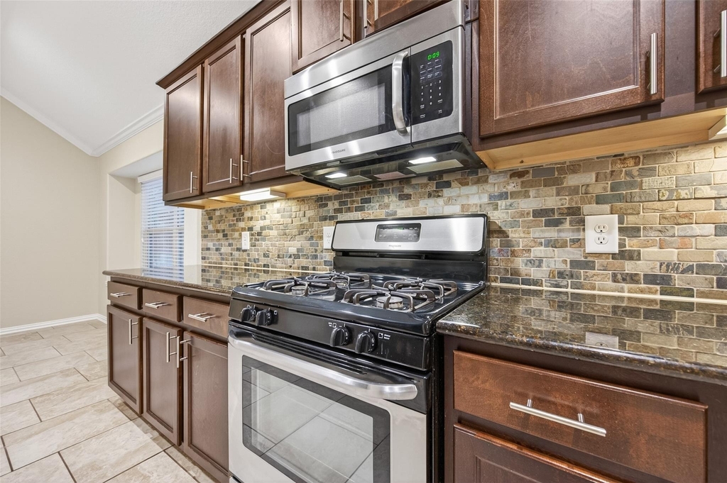 20731 Calloway Crest Court - Photo 15