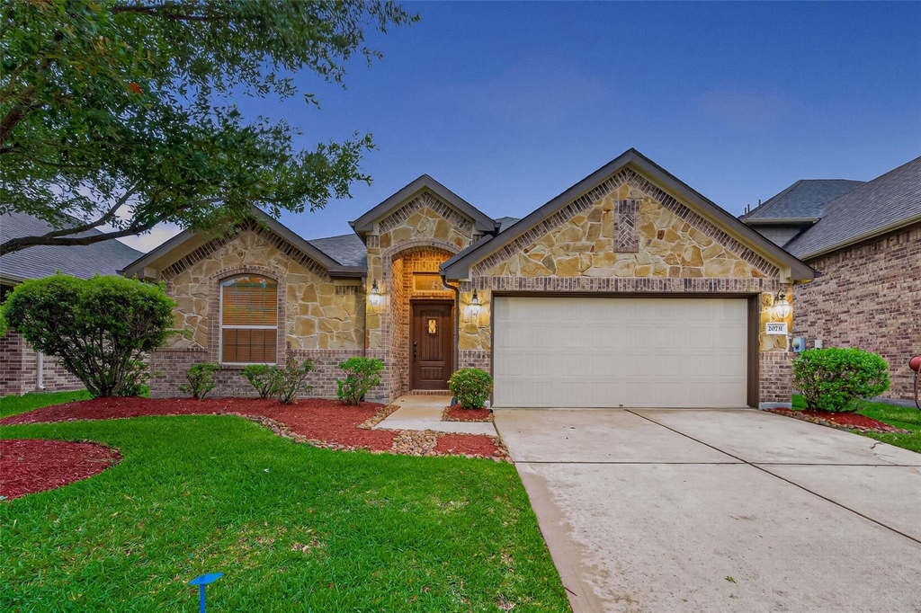 20731 Calloway Crest Court - Photo 0
