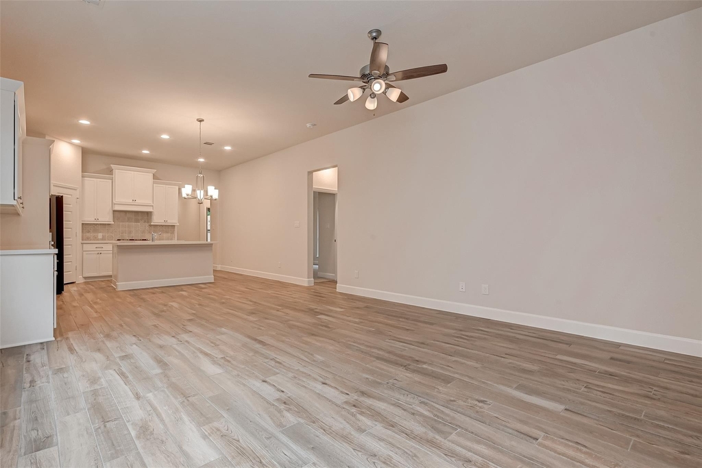 308 Mullins Court - Photo 8