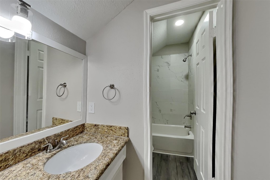 12127 Rocky Lake Drive - Photo 12