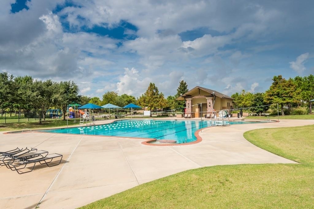 25819 Sundrop Meadows Lane - Photo 38