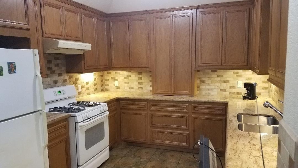8030 Darlington Drive - Photo 4