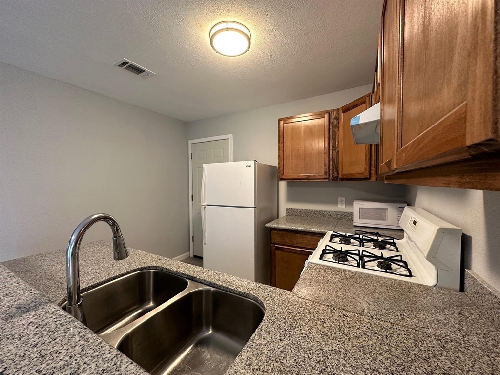 7732 Sign Street - Photo 9