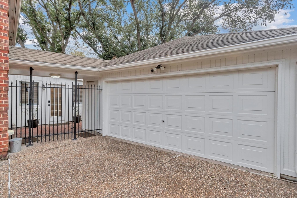 1127 Barkston Drive - Photo 45