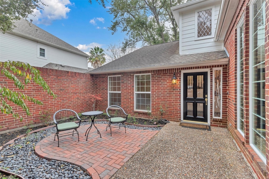 1127 Barkston Drive - Photo 4
