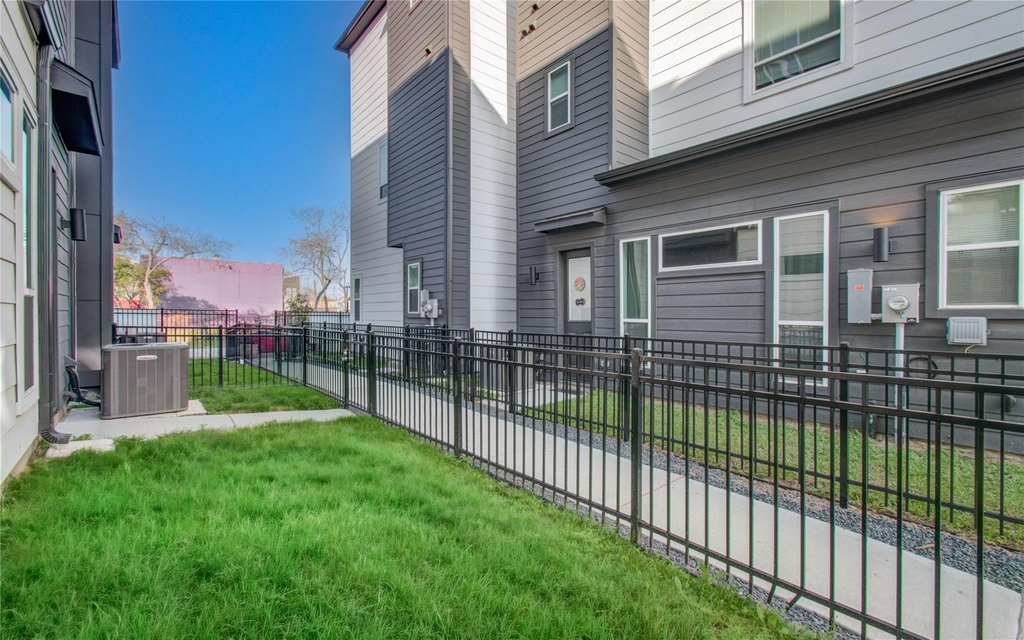 3032 Lamar Street - Photo 35
