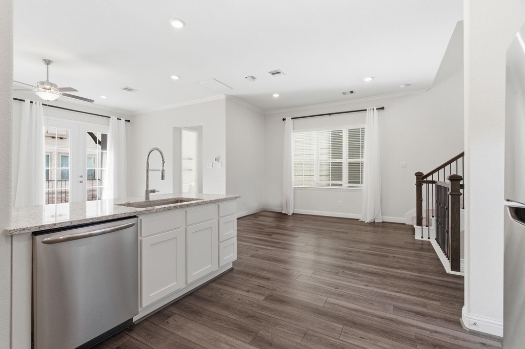 1413 Adell Rose Lane - Photo 9