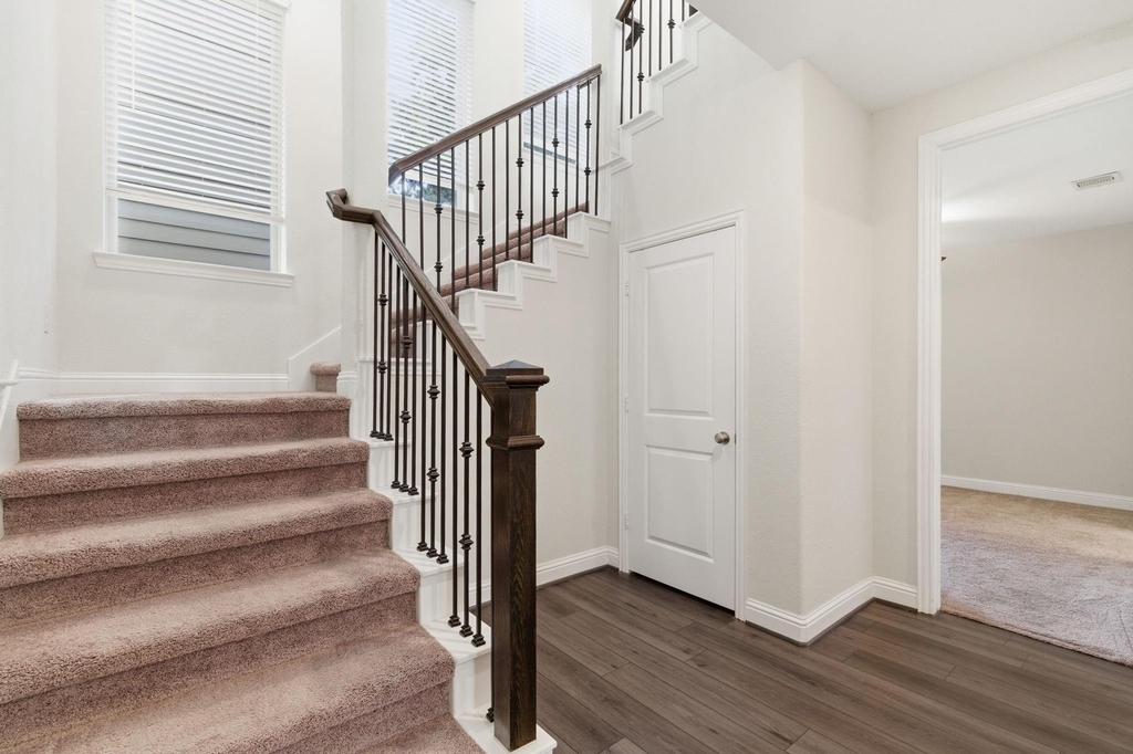 1413 Adell Rose Lane - Photo 3