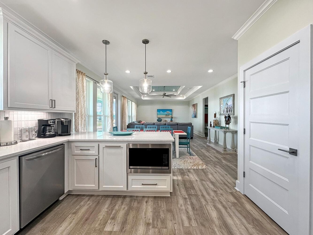 917 Westview - Photo 7
