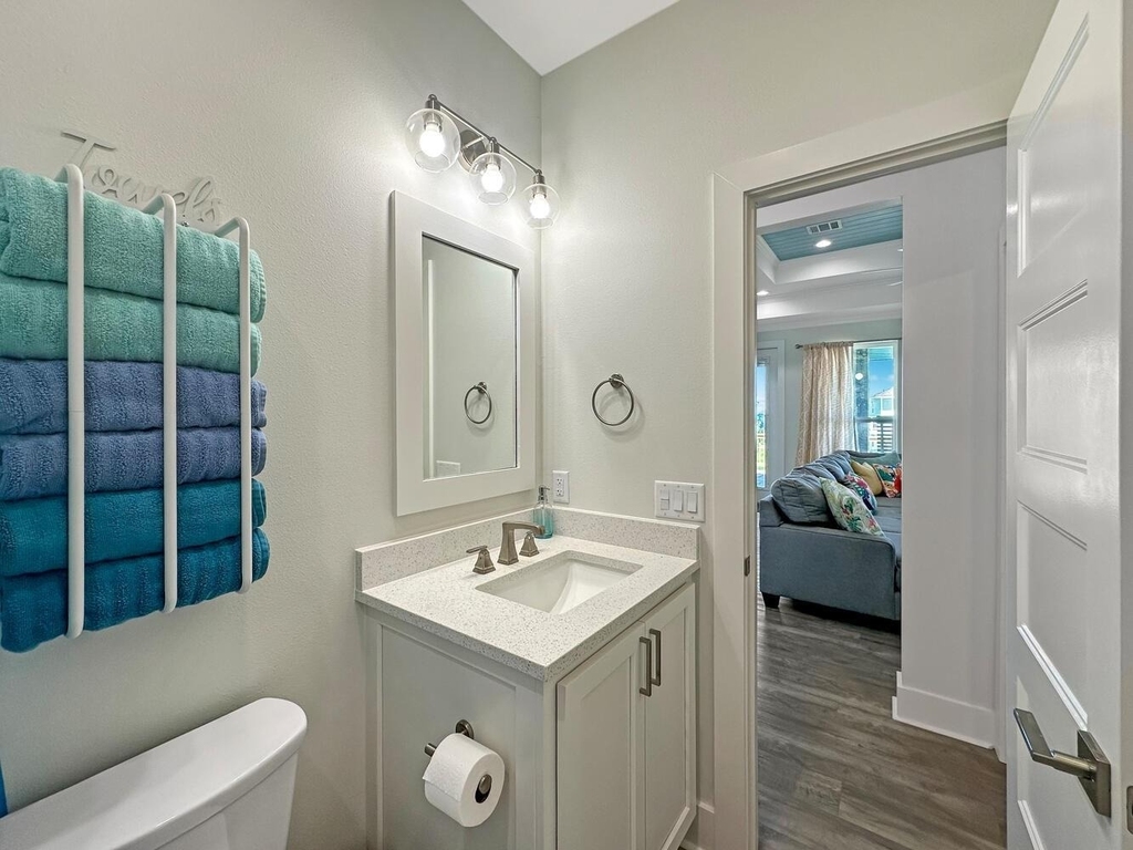917 Westview - Photo 13