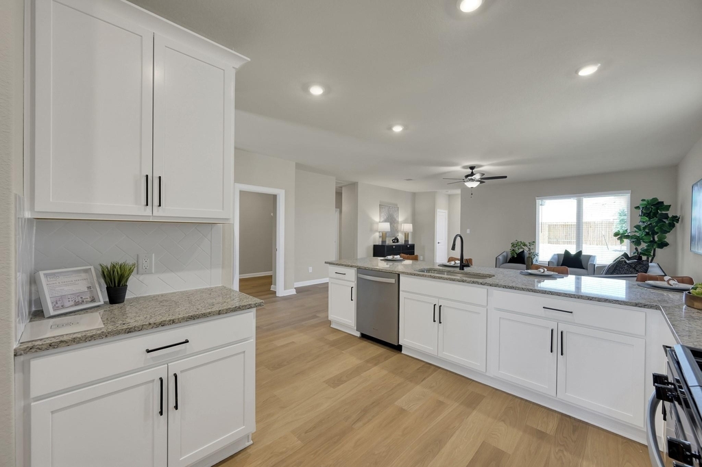 23110 Dadi Orchid Drive - Photo 14