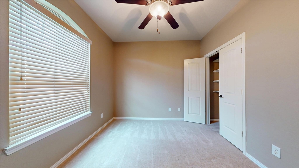 12314 Meadow Breeze Drive - Photo 33