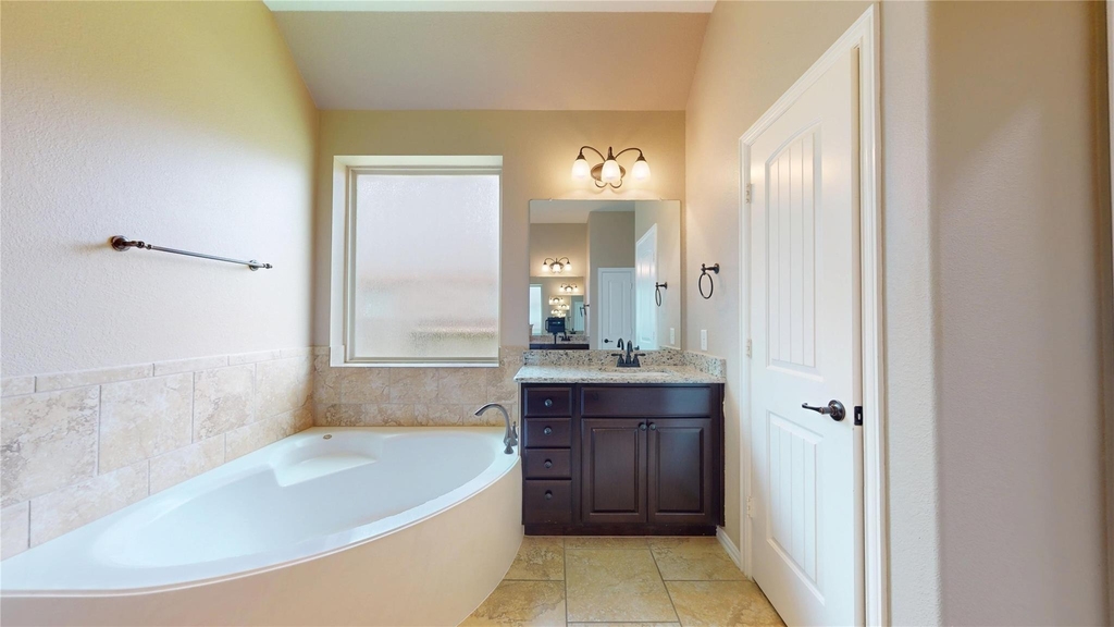 12314 Meadow Breeze Drive - Photo 25