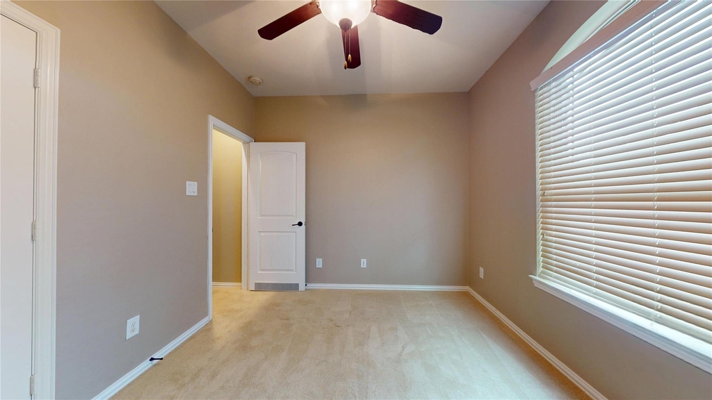 12314 Meadow Breeze Drive - Photo 35