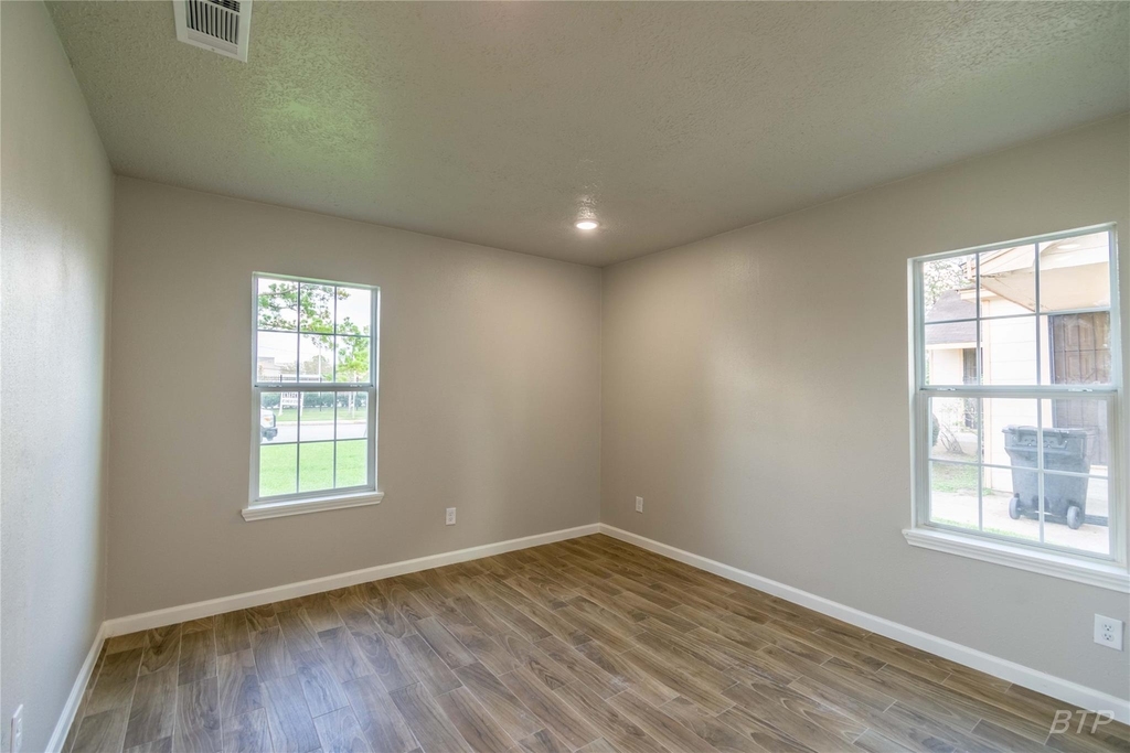 3818 Blodgett Street - Photo 30