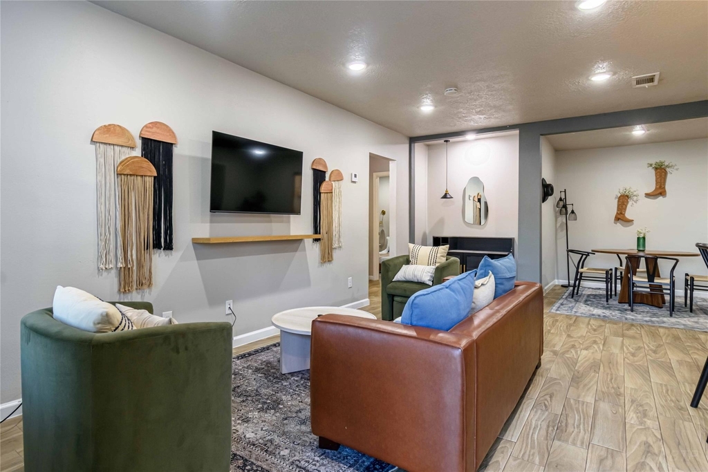3818 Blodgett Street - Photo 3