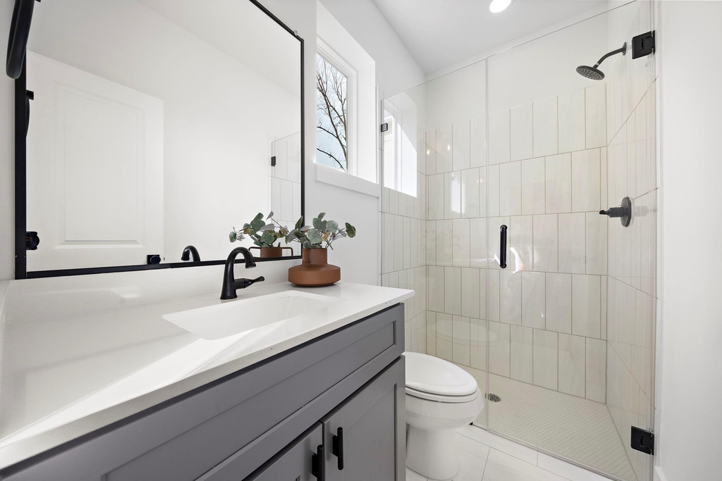 835 Elkhart Street - Photo 28