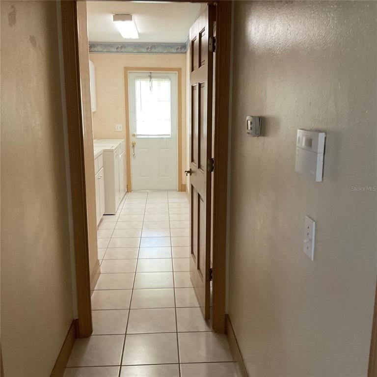715 Fairlawn Drive - Photo 4