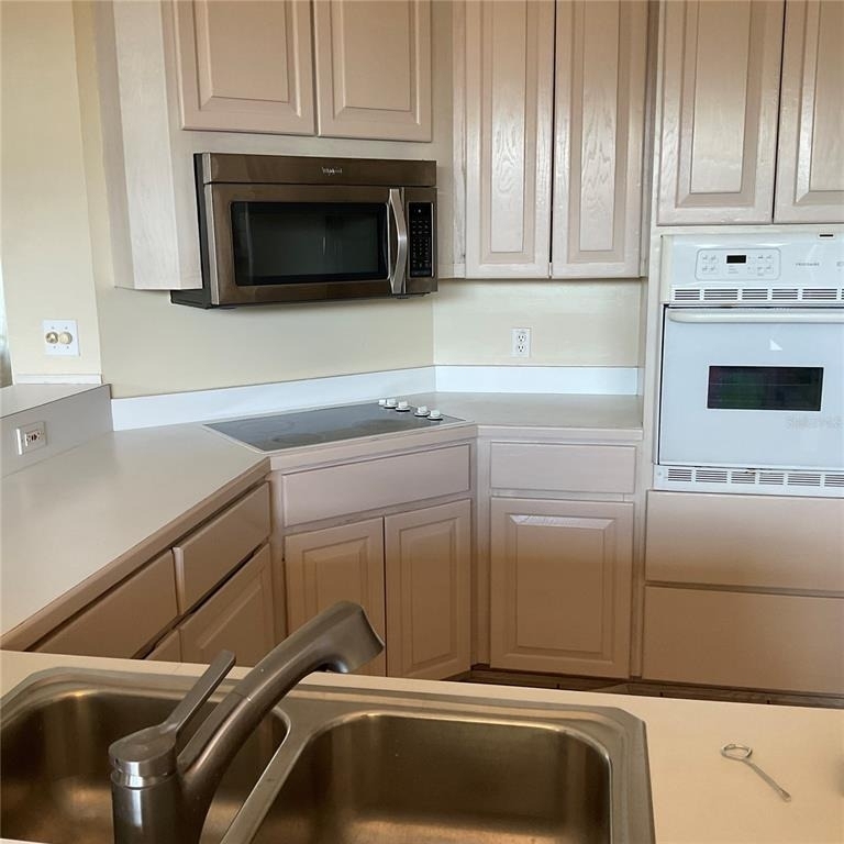 715 Fairlawn Drive - Photo 11