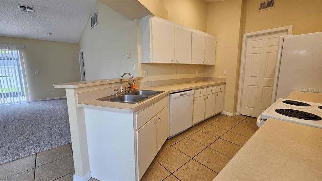 10368 Lansfield Street - Photo 9