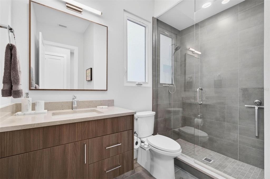 374 6th Street S - Photo 23