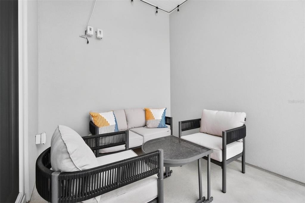 374 6th Street S - Photo 24