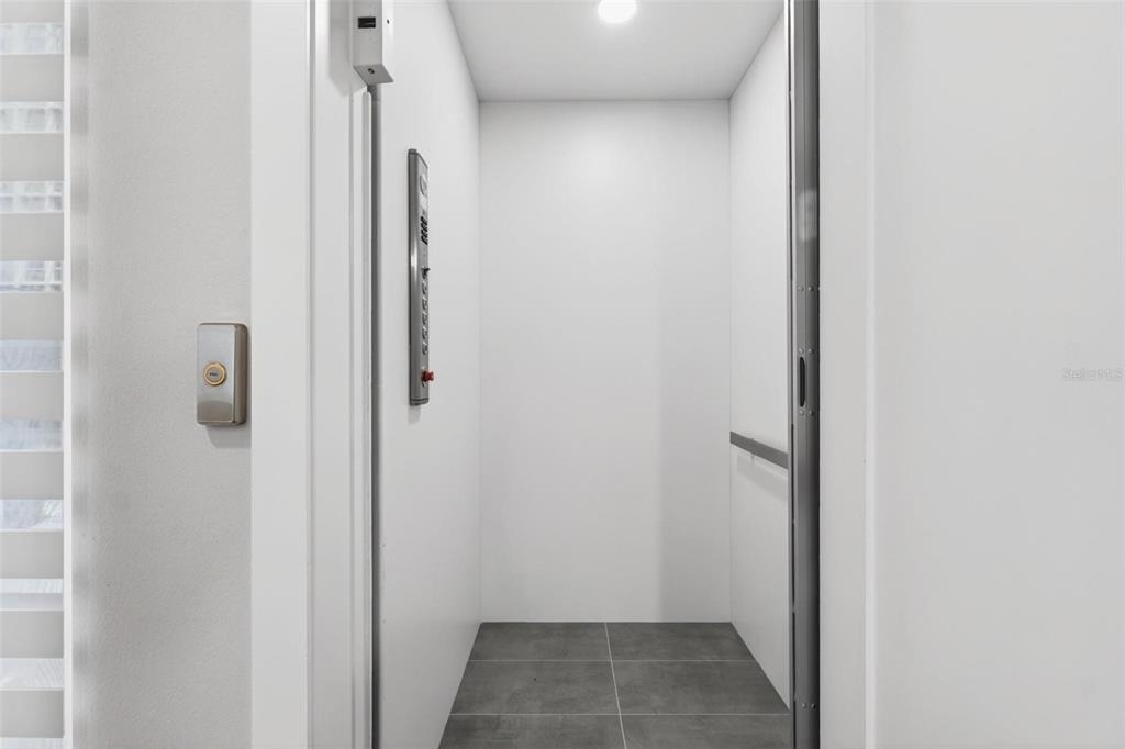 374 6th Street S - Photo 18